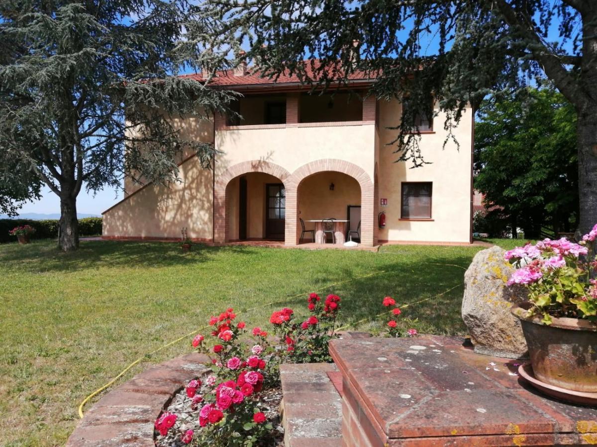 Agriturismo Montemari Villa Palaia Exterior photo